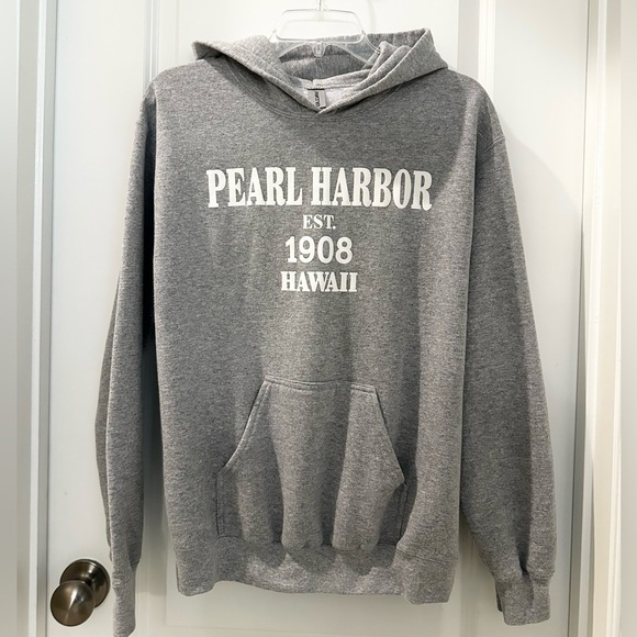 Glidan Other - Glidan Gray Pearl Harbor EST 1908 Hawaii Hoodie in Very Good Condition Size S